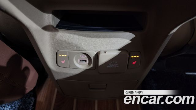 Kia Canival 2019 — photo 19