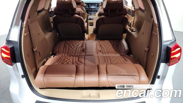 Kia Canival 2019 — photo 20