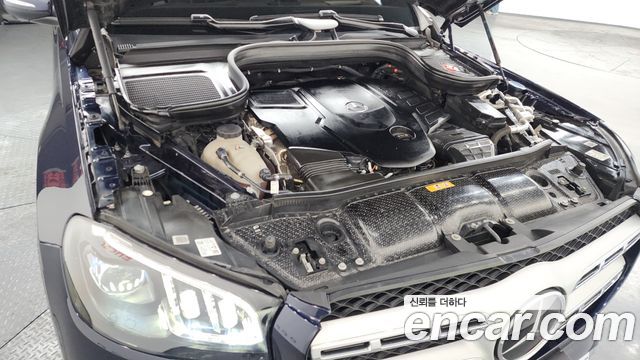 Mercedes-Benz GLS-Class 2022 — photo 6