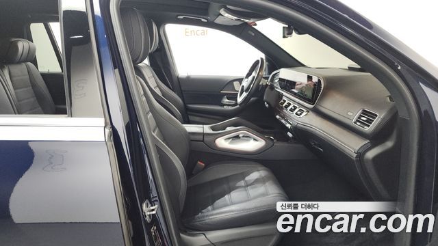 Mercedes-Benz GLS-Class 2022 — photo 11