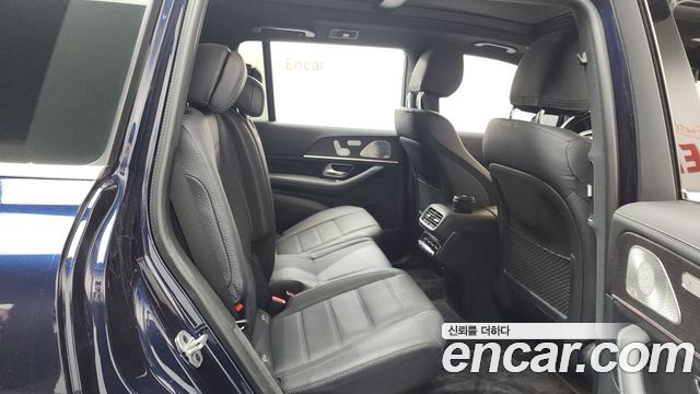 Mercedes-Benz GLS-Class 2022 — photo 12