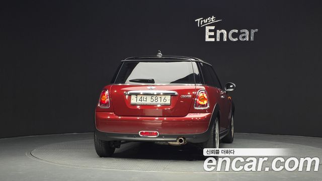 Mini Cooper 2010 — photo 4