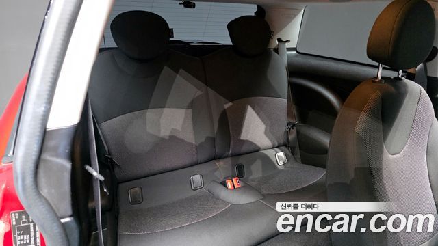 Mini Cooper 2010 — photo 12