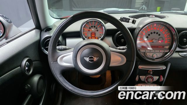 Mini Cooper 2010 — photo 13