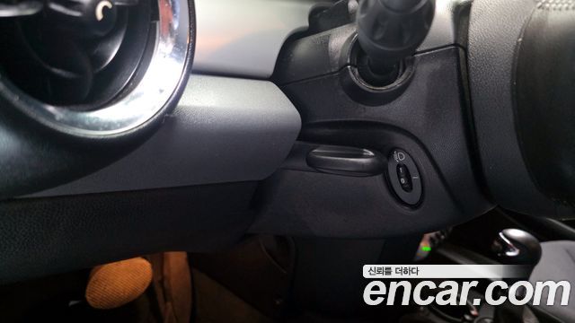 Mini Cooper 2010 — photo 18