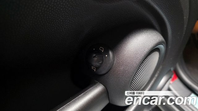 Mini Cooper 2010 — photo 19
