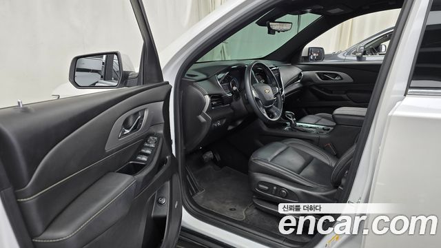 Chevrolet Korea Traverse 2023 — photo 10