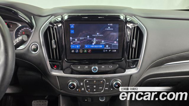 Chevrolet Korea Traverse 2023 — photo 14