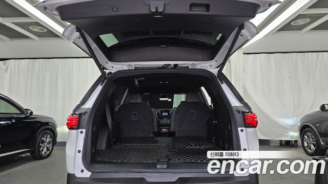 Chevrolet Korea Traverse 2023 — photo 20