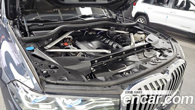 BMW X7 2022 — photo 6