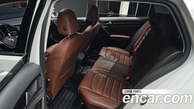 Volkswagen Golf 2015 — photo 12