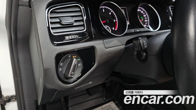 Volkswagen Golf 2015 — photo 18