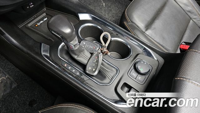 Chevrolet Korea Traverse 2021 — photo 9