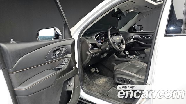 Chevrolet Korea Traverse 2021 — photo 11