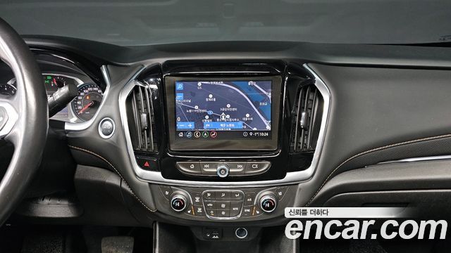 Chevrolet Korea Traverse 2021 — photo 14