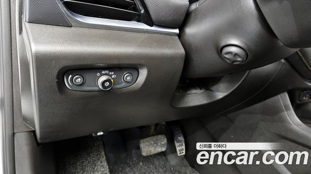 Chevrolet Korea Traverse 2021 — photo 20