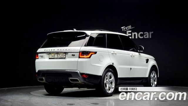 Land Rover Range Rover Sport 2018 — photo 2
