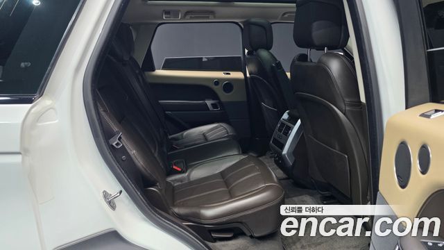 Land Rover Range Rover Sport 2018 — photo 12