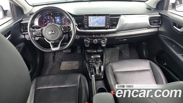 Kia Stonic 2018 — photo 7