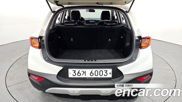 Kia Stonic 2018 — photo 20