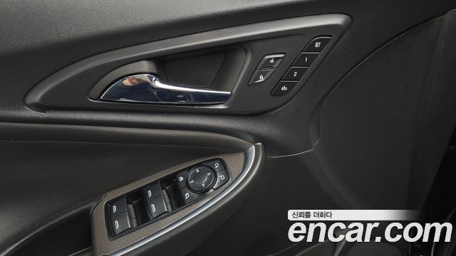 Chevrolet Korea Malibu 2022 — photo 17