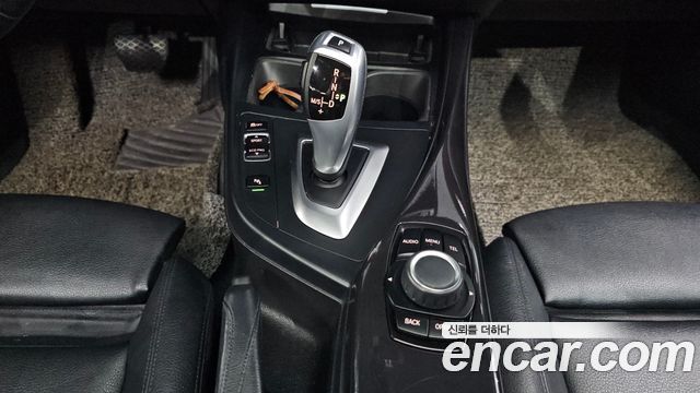 BMW 1-Series 2015 — photo 9