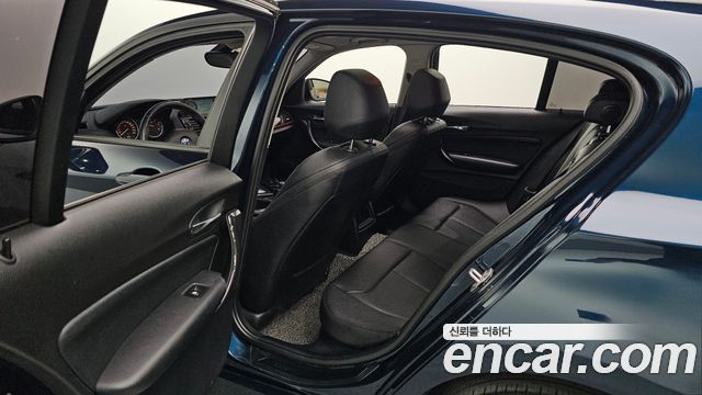 BMW 1-Series 2015 — photo 12