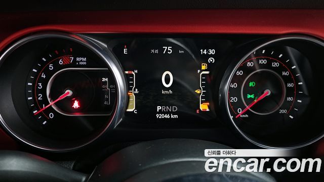 Jeep Wrangler 2018 — photo 8