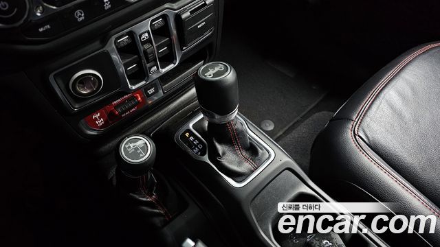 Jeep Wrangler 2018 — photo 9