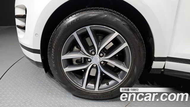 Land Rover Range Rover Evoque 2024 — photo 5