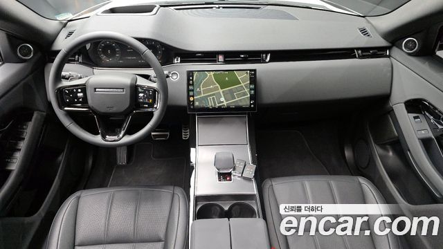 Land Rover Range Rover Evoque 2024 — photo 7