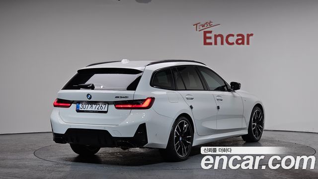 BMW 3-Series 2025 — photo 2
