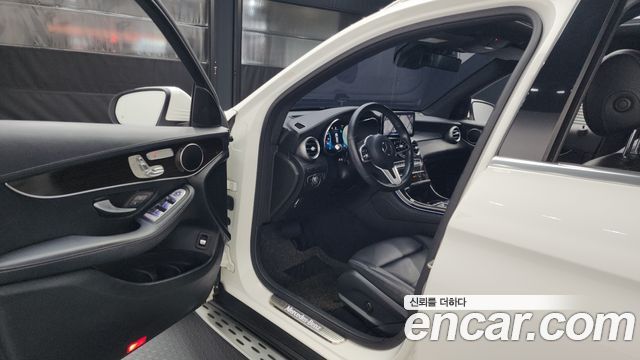 Mercedes-Benz GLC-Class 2020 — photo 10