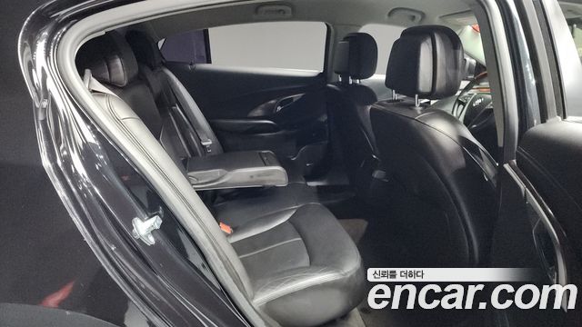 Chevrolet Korea Alpheon 2011 — photo 12