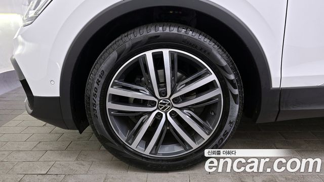 Volkswagen Tiguan 2024 — photo 5