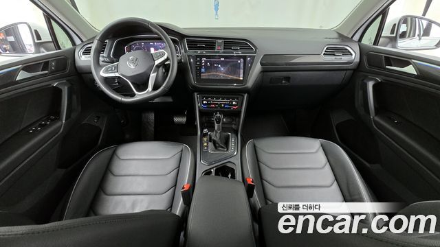 Volkswagen Tiguan 2024 — photo 7