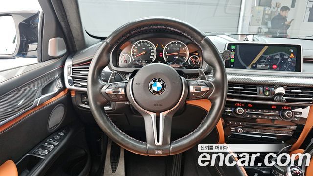 BMW X6M 2018 — photo 13