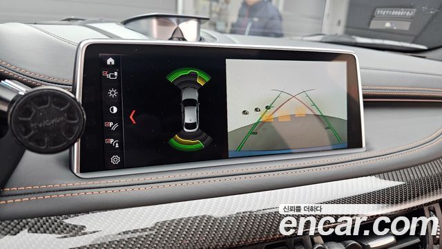 BMW X6M 2018 — photo 15