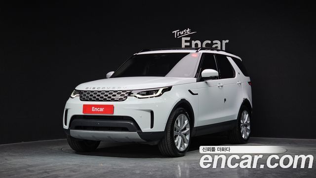 Land Rover Discovery 2023 — photo 1