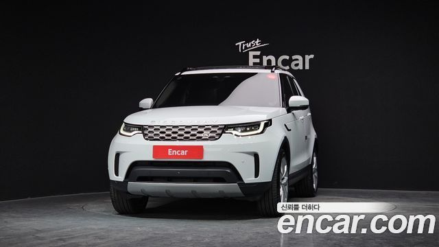 Land Rover Discovery 2023 — photo 3