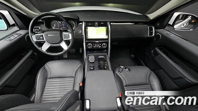 Land Rover Discovery 2023 — photo 7