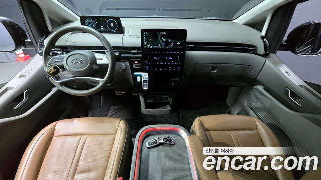 Hyundai Staria 2023 — photo 7