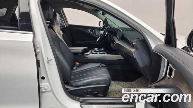Kia K8 2022 — photo 11