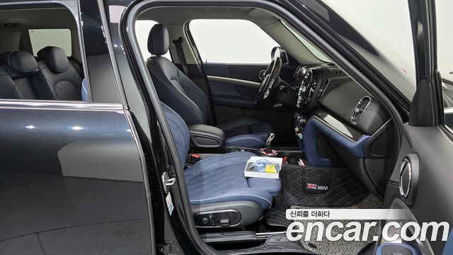 Mini Countryman 2023 — photo 11
