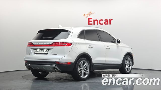 Lincoln MKC 2016 — photo 2