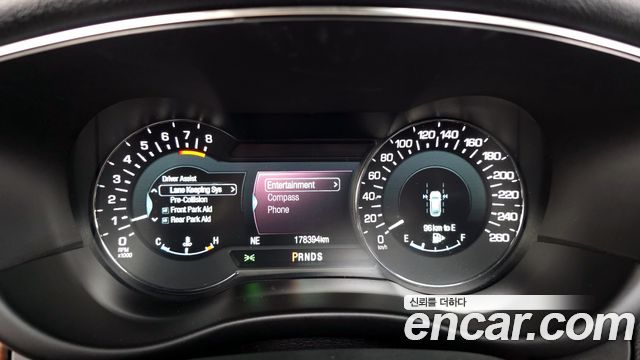 Lincoln MKC 2016 — photo 8