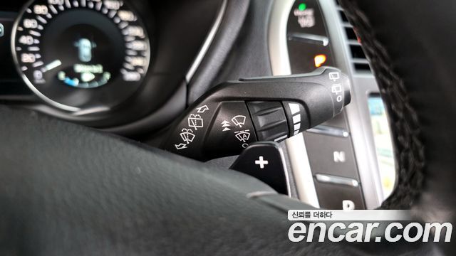Lincoln MKC 2016 — photo 14