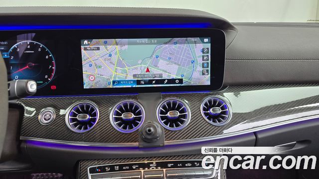 Mercedes-Benz CLS-Class 2021 — photo 14