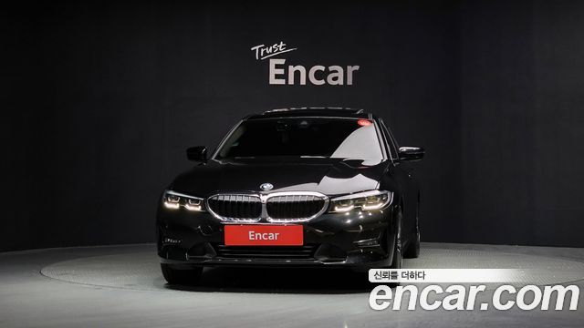 BMW 3-Series 2022 — photo 3
