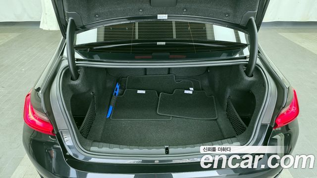 BMW 3-Series 2022 — photo 20